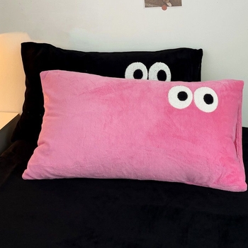 Pieninio veliūro pagalvių užvalkalų rinkinys, 2 vnt., suaugusiems – pieninis veliūras / akriliniai pluoštai