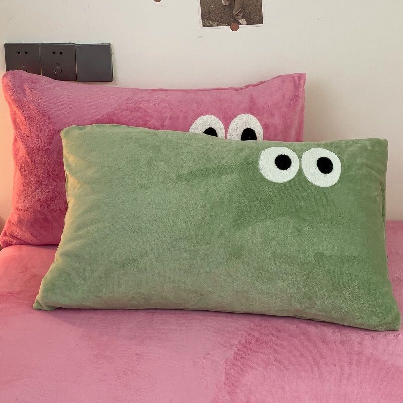 Pieninio veliūro pagalvių užvalkalų rinkinys, 2 vnt., suaugusiems – pieninis veliūras / akriliniai pluoštai