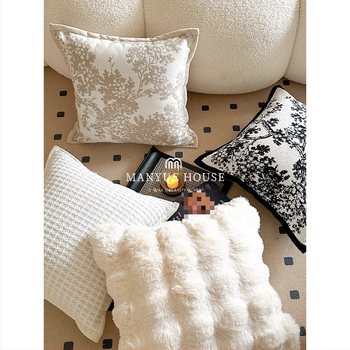 Nordiska stila spilvena pārvalks ar svītro ģeometrisko rakstu, kanvas virsējais slānis, poliestera pildījums