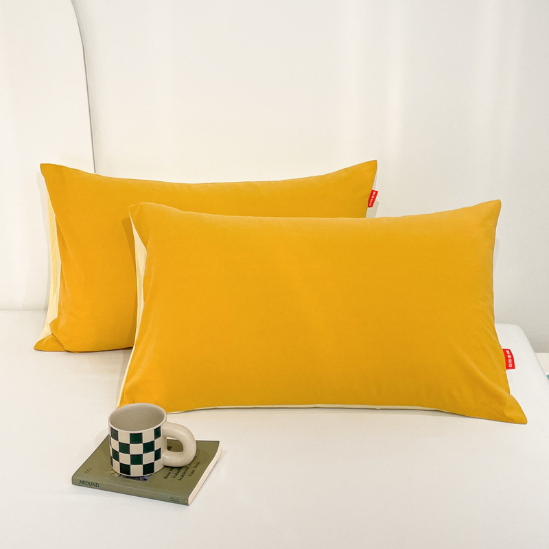 Set jastučnica od 100% pamuka, opran, dva komada, veličine 48×74 cm i 40×60 cm