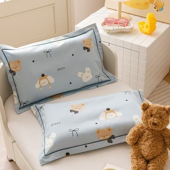 Feță de pernă pentru copii – bumbac cu fibre lungi, țesătură 60s, design desen animat, imprimare reactiva și vopsire, țesătură Twill