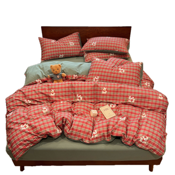 Set de pat din bumbac 100% cu țesătură twill, model plante și flori, densitate 133×76, 40 fire, greutate 2–2,5 kg