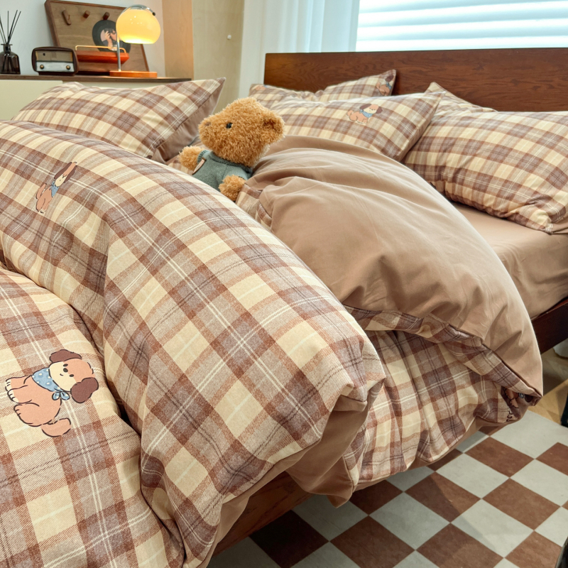 Set de pat din bumbac 100% cu țesătură twill, model plante și flori, densitate 133×76, 40 fire, greutate 2–2,5 kg