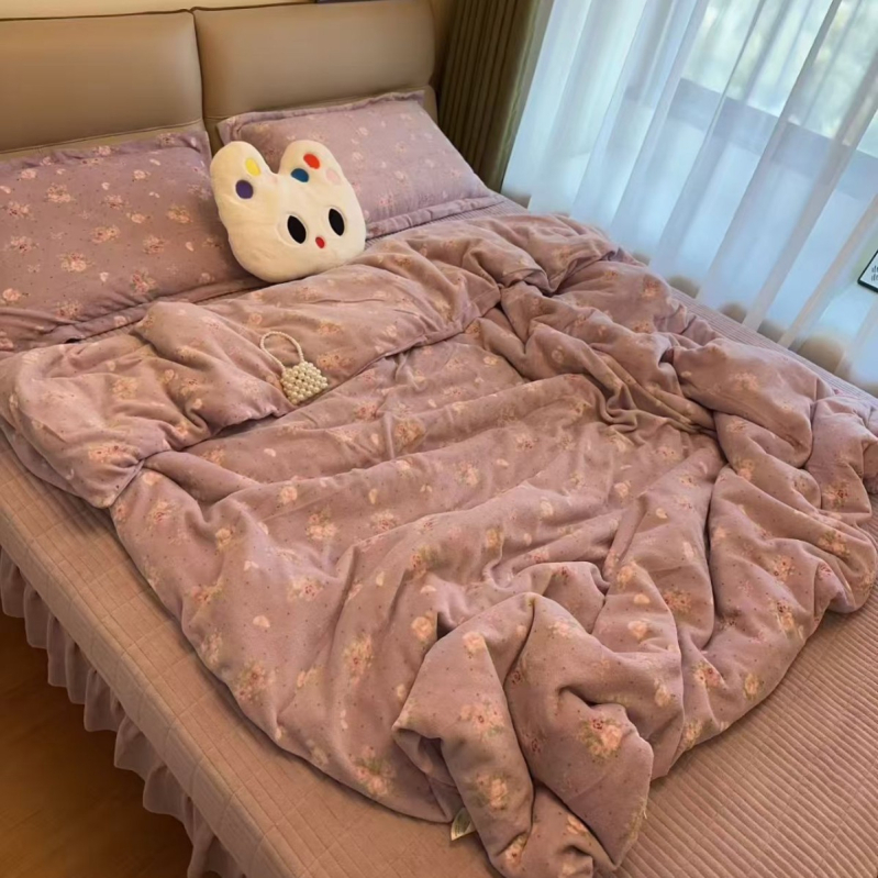 Set de pat din catifea de lapte, patru piese – iarnă, catifea cu două fețe, model plante și flori