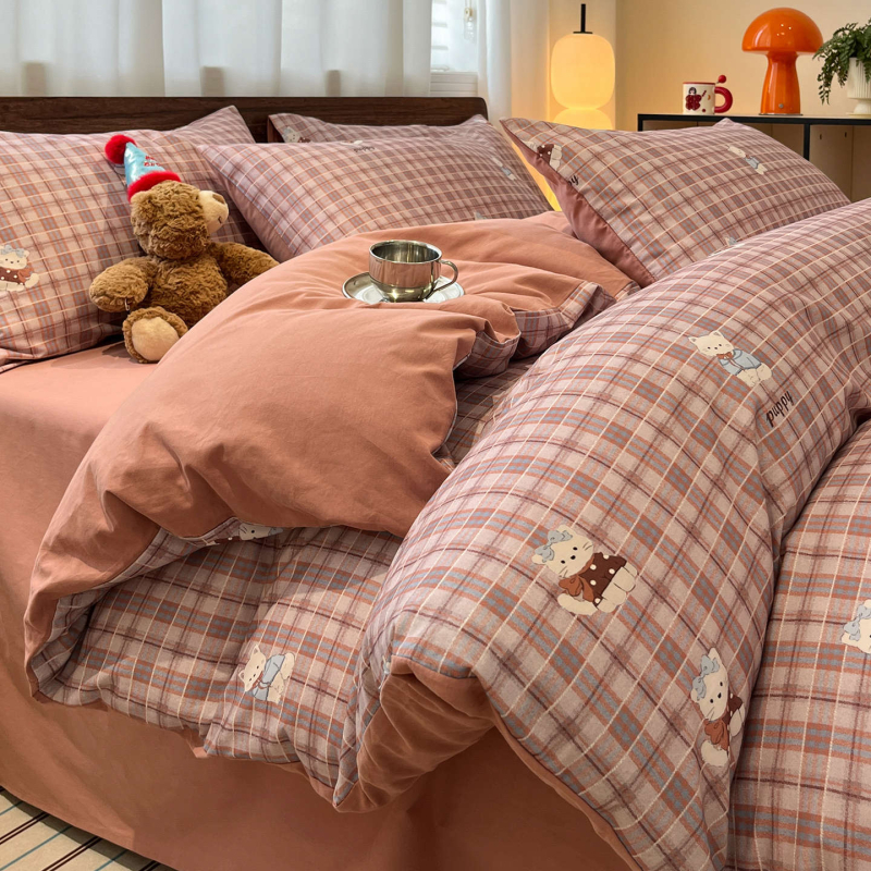 Cetverodjelni set posteljine od 100% pamuka s brušenom površinom, crtani uzorak, reaktivni tisak i boja, proces tkanja: reaktivan, marka Nine-flowered rabbit
