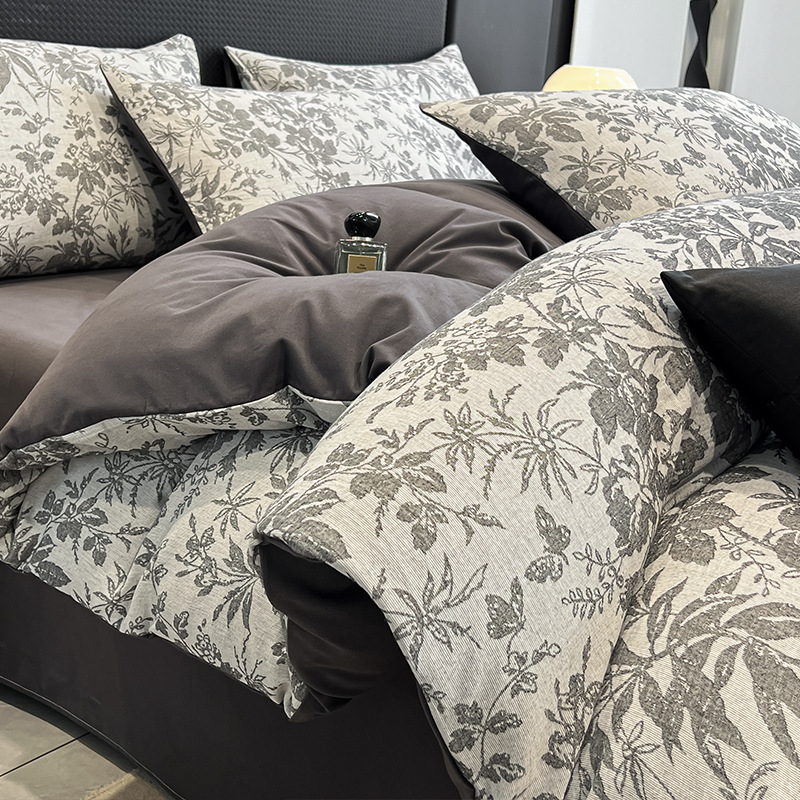 Paplanhuzat 100% pamutból, jacquard szövés, reaktív nyomással, növény- és virág mintázat, szövetsűrűség 133x72