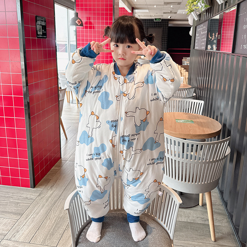 Υπνόσακος για βρέφη και παιδιά – διαχωρισμένα πόδια, παχύτερο βαμβακερό εξωτερικό ύφασμα και επένδυση από βαμβάκι, γέμισμα πολυεστερ, χειμώνας