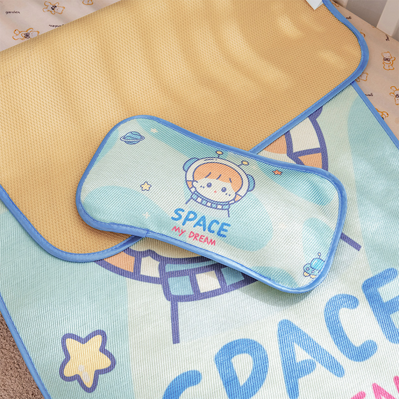 Lastele napimatt jääsilkmaterjalist, hingav, sobiv 2–3-aastastele, kohandatav, müüdav üks tükk