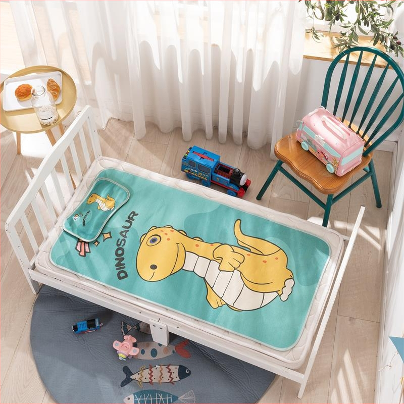 Lastele napimatt jääsilkmaterjalist, hingav, sobiv 2–3-aastastele, kohandatav, müüdav üks tükk