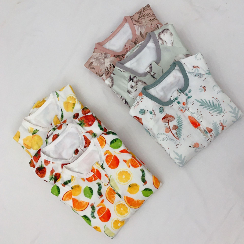 Baba őszi-téli négy réteg bambusz rostból készült alvózsák, osztott lábakkal, védelem a rúgások ellen, töltet pamuttal