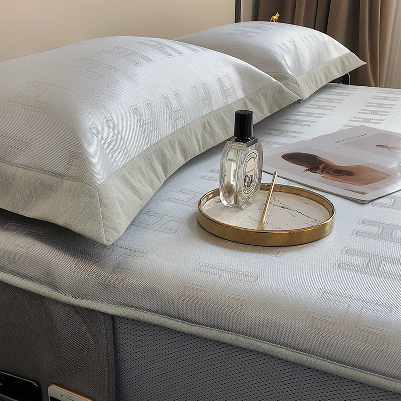 Lovos kilimėlis iš bambuko ir ice silk, sulankstomas dizainas, išspausdintas audinys, skalbiamas