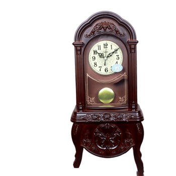Europos retro stiliaus stalo laikrodis, tylus dekoratyvinis elementas svetainėje ar miegamajame, plastmasinis korpusas (Judėjimo tipas: Kitas; Maitinimas: Sausa baterija; Judėjimo gamintojas: Compas/combas; Korpusas: Plastmasinis)