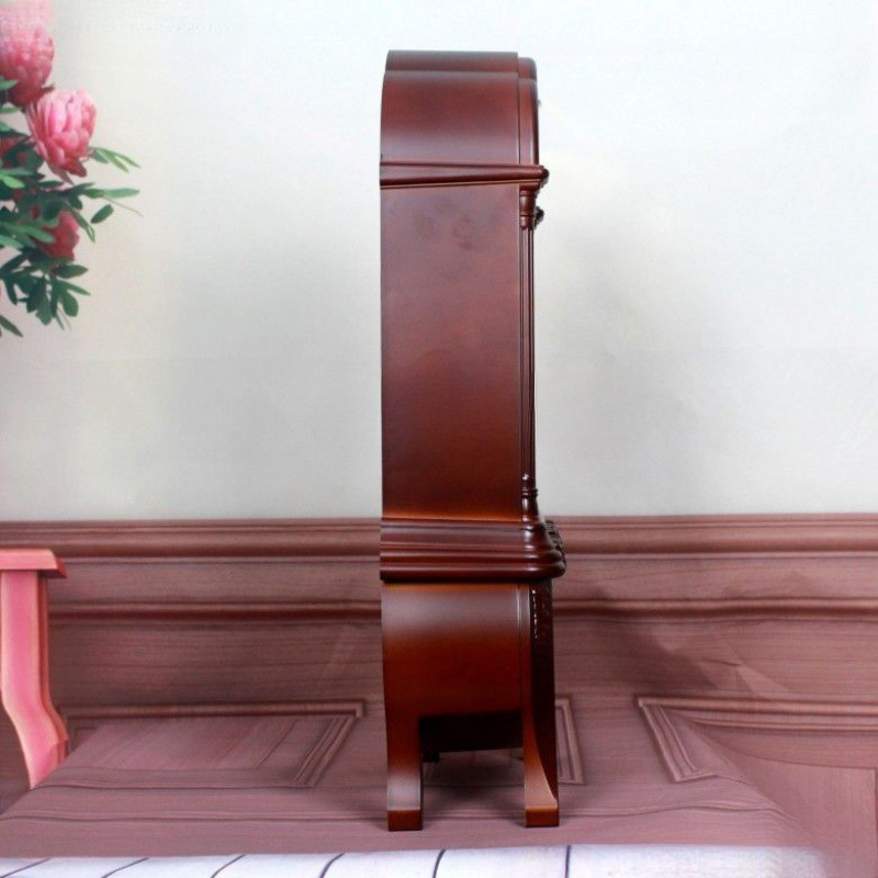 Europos retro stiliaus stalo laikrodis, tylus dekoratyvinis elementas svetainėje ar miegamajame, plastmasinis korpusas (Judėjimo tipas: Kitas; Maitinimas: Sausa baterija; Judėjimo gamintojas: Compas/combas; Korpusas: Plastmasinis)