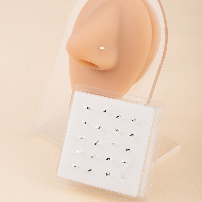 Straight-in nosni piercing — bakar 18K čistoća, Ab zircon kristal, Zirkonija obrada, cvjetni oblik