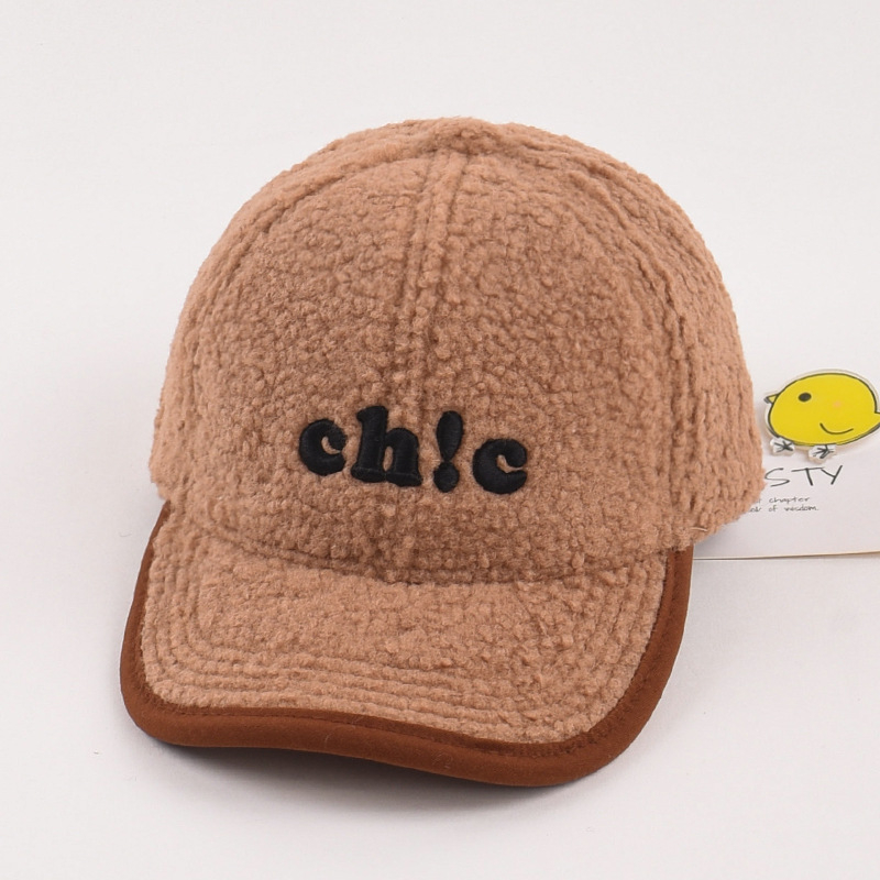 Dječja baseball kapa, kupolasti vrh i kratka rubna, prozračna i topla, za uzrast 2–10 godina, proljeće 2024