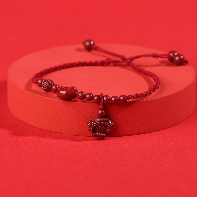 Natūralus cinnabaro apyrankė kulkšnyje, zodiako tema, austas