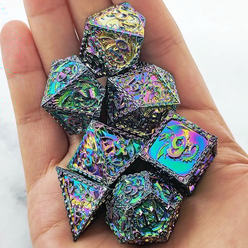 Metallist täringud lauamängude jaoks D&D jaoks, vas-tsingisulam, õige nurga stiil, vorm: muu, 100 tk, kaal 192 g