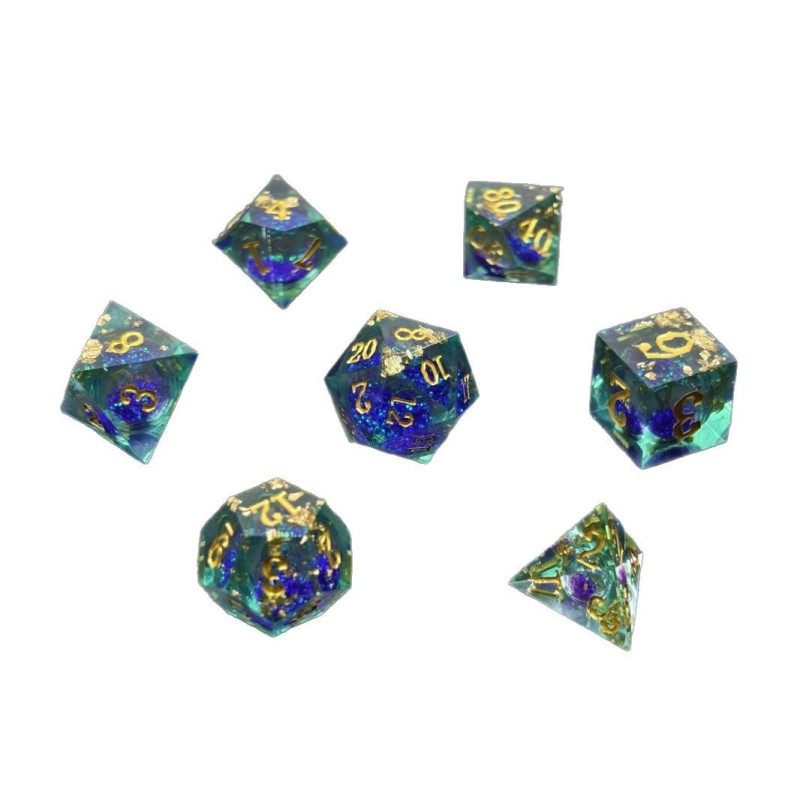 Polühedraalsed täringud tehtud resinist – teravad servad, parema nurga stiil, ebatraditsiooniline kuju, 200 tk karbis