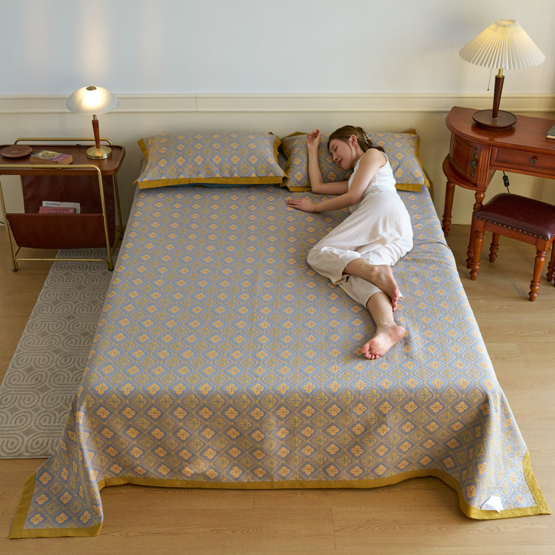 Kokvilnas trīslāņu dvieļa sega, 1,5–2,0 kg, visu sezonu, neoklasiskais stils