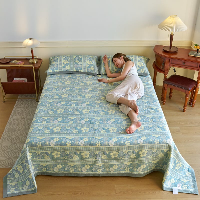 Kokvilnas trīslāņu dvieļa sega, 1,5–2,0 kg, visu sezonu, neoklasiskais stils