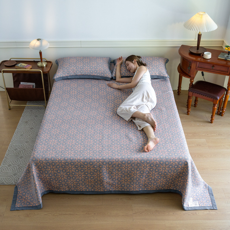 Kokvilnas trīslāņu dvieļa sega, 1,5–2,0 kg, visu sezonu, neoklasiskais stils