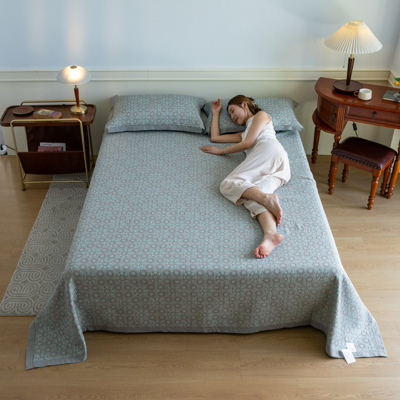 Kokvilnas trīslāņu dvieļa sega, 1,5–2,0 kg, visu sezonu, neoklasiskais stils