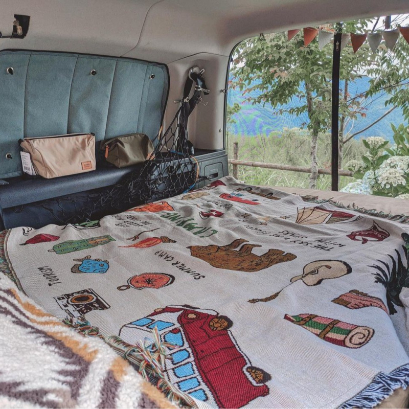 Szabadban kemping takaró, pasztorális egyszínű mintázat, anyag 900, tömege 800–999 g, tavasz és ősz, fonal takaró