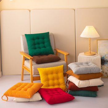 Jastuk za stolicu Merciful tao, poliesterski materijal, punjenje od poliesterskih vlakana, jednofarbni uzorak, mogućnost prilagodbe