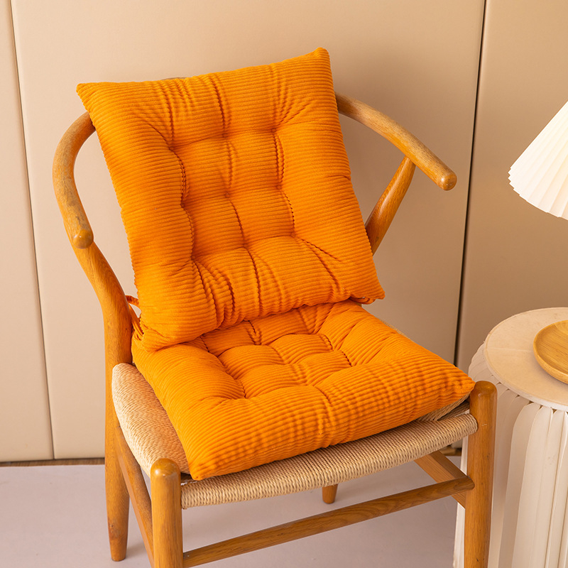 Jastuk za stolicu Merciful tao, poliesterski materijal, punjenje od poliesterskih vlakana, jednofarbni uzorak, mogućnost prilagodbe