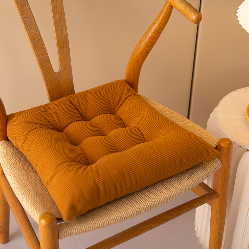 Jastuk za stolicu Merciful tao, poliesterski materijal, punjenje od poliesterskih vlakana, jednofarbni uzorak, mogućnost prilagodbe