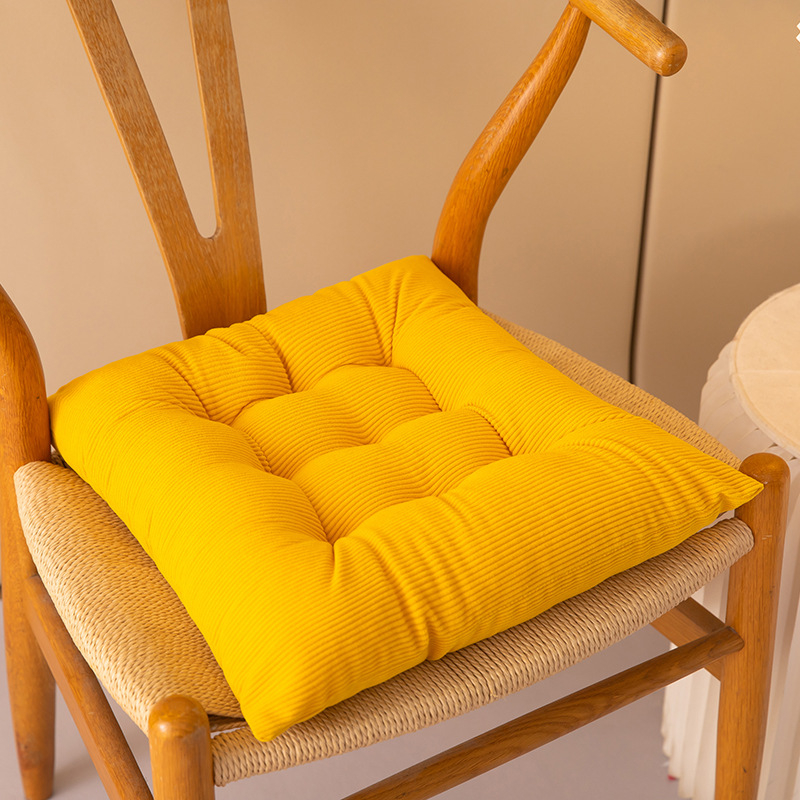 Jastuk za stolicu Merciful tao, poliesterski materijal, punjenje od poliesterskih vlakana, jednofarbni uzorak, mogućnost prilagodbe