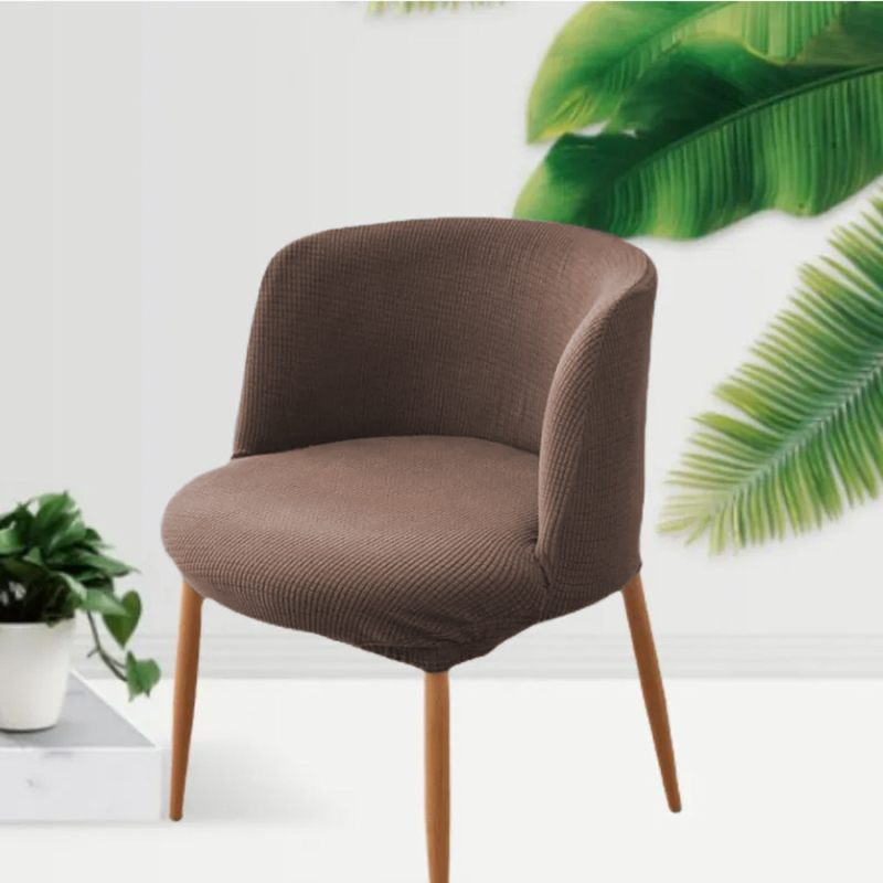 Покривал за стол за хранене от полиестер, профилиран дизайн, кареобразен принт, модерен стил, устойчив на износване и прах