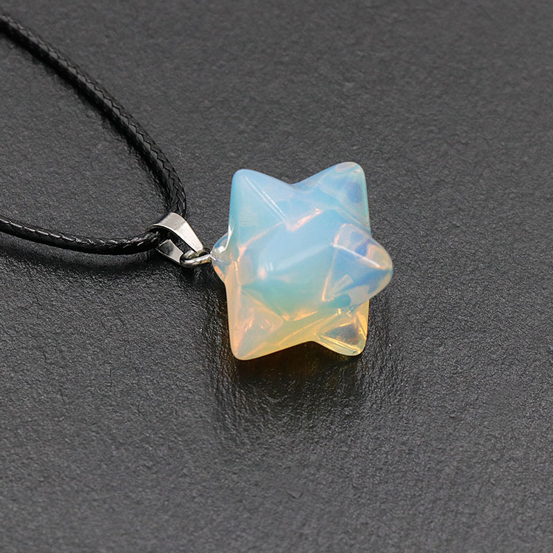 Kristallripats kaelakeele geomeetrilise kuueharulise tähe kujul, ametüstkristall, Nr. 1586 Kaba Star