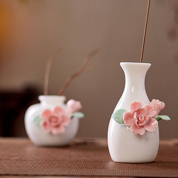 Kerámiás viráztartó váza macskás és nyuszi figurákkal — porcelán; Márka Fruit; Kategória: Állatok; Stílus: modern minimalizmus