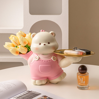 Vaigust sissekäigu ornament karu motiiviga – sissekäigu dekoratsioon, vaigukäsitöö