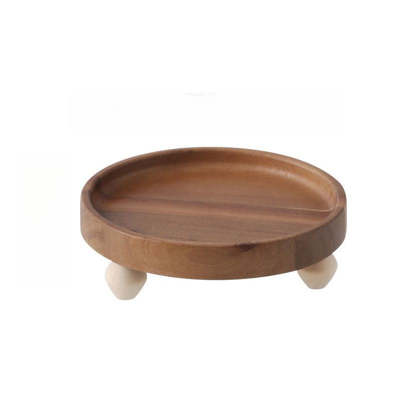 Koka trauks tējas tasēm, kafes piederumiem, rotaslietām un augļiem – ķīniešu stilā galda piederumi