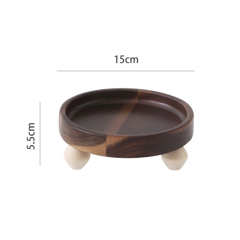 Koka trauks tējas tasēm, kafes piederumiem, rotaslietām un augļiem – ķīniešu stilā galda piederumi