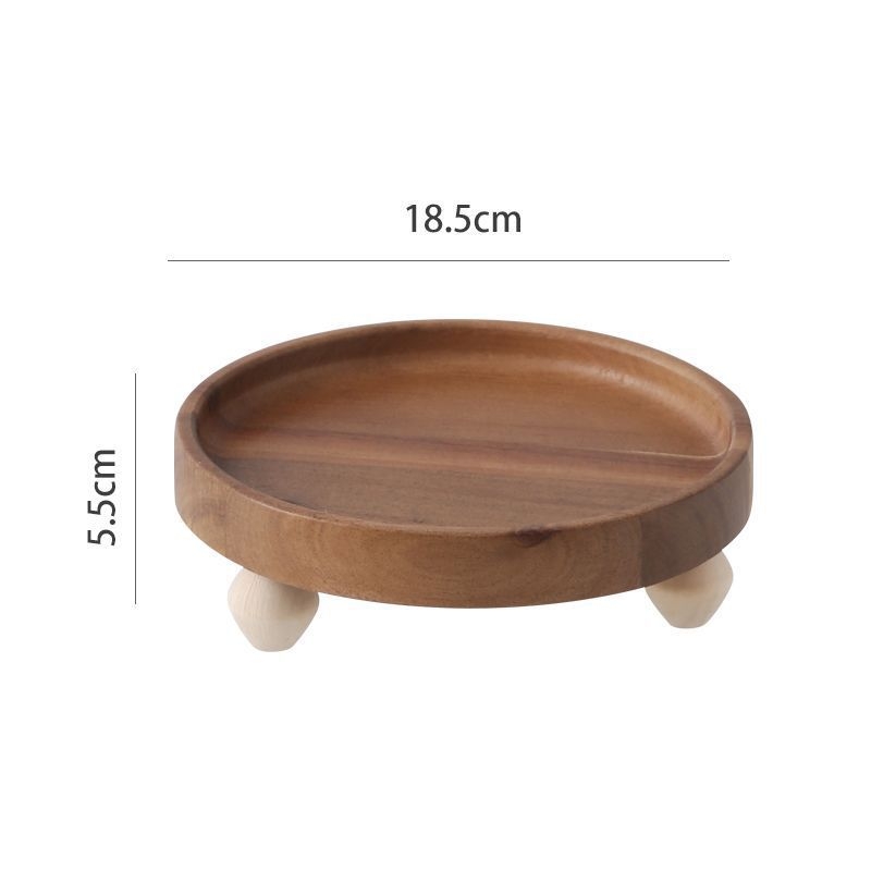 Koka trauks tējas tasēm, kafes piederumiem, rotaslietām un augļiem – ķīniešu stilā galda piederumi