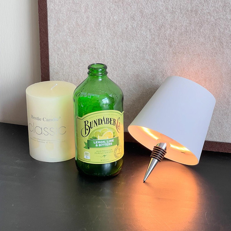 Veinipudelilamp baaratmosfääriga valgus (laetav aku, LED valgus, puutetundlik lüliti, PVC varjund)