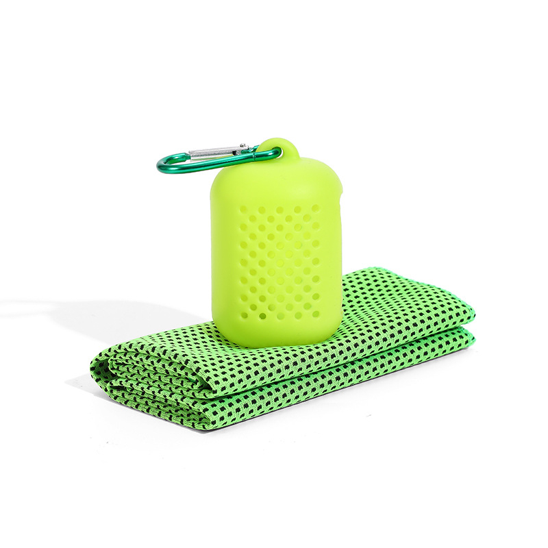 Atvėsinantis sporto rankšluostis – poliesteris, AB siūlai, 5–10 s absorbicija, logotipo spausdinimas galimas