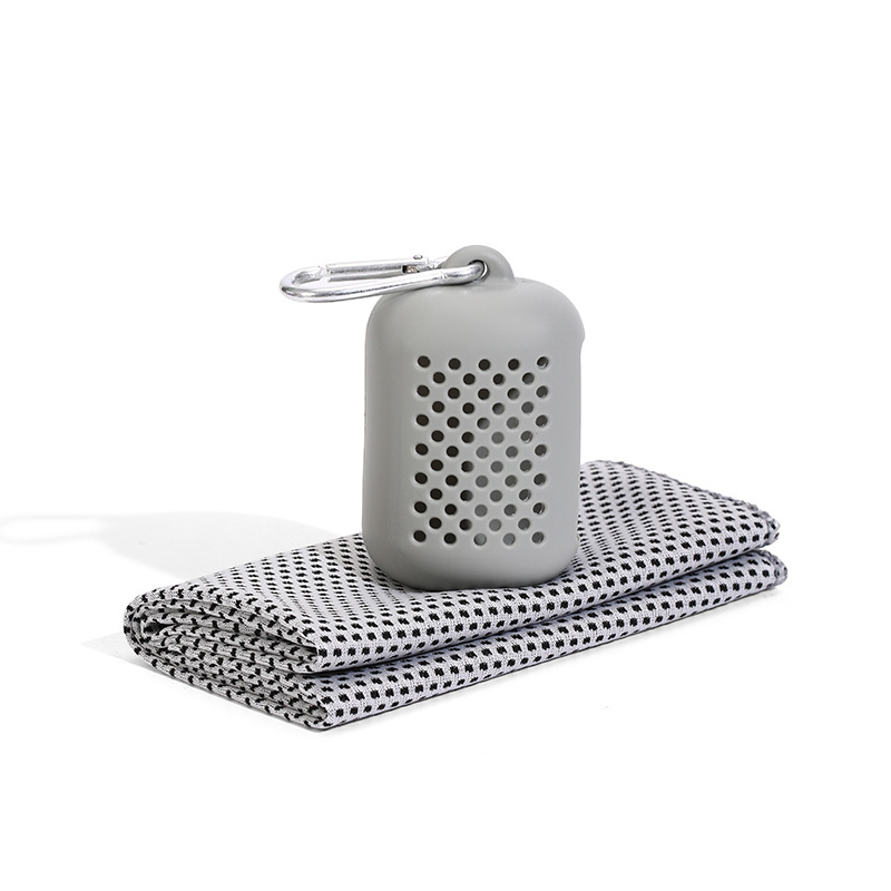 Atvėsinantis sporto rankšluostis – poliesteris, AB siūlai, 5–10 s absorbicija, logotipo spausdinimas galimas