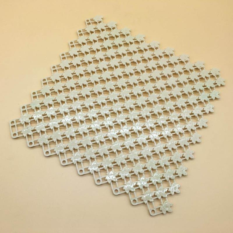 Modulinis neslidus vonios kilimėlis, iš plastiko, modernus paprastas dizainas