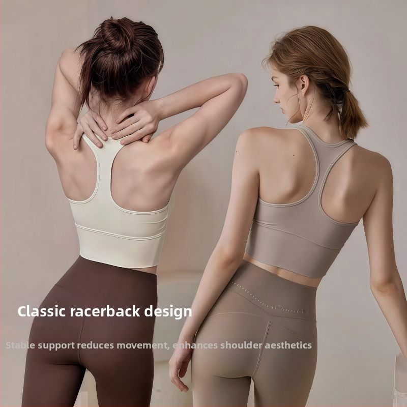 Jednostruki sportski grudnjak s ugrađenim košaricama, racerback dizajn, otvoren leđa, najlon-elastan materijal, za fitness, pilates i jogu