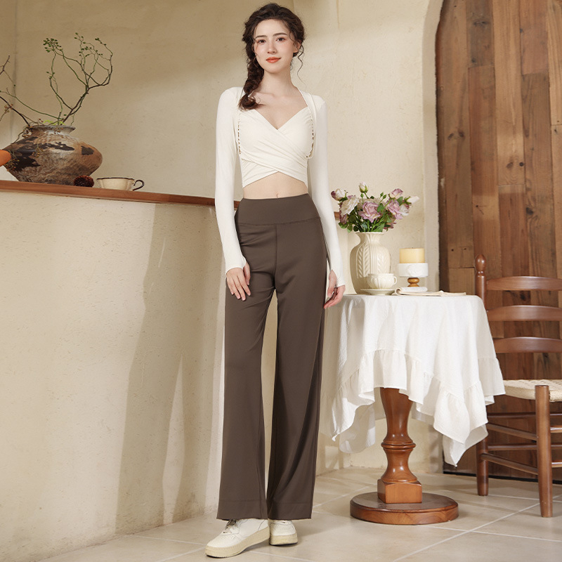 OR Moterų jogos komplektas su ilgomis rankovėmis viršutinei daliai su krūtinės įdėklu, plačios kelnės, pulover stilius, nailonas-elastanas 80/20, kodas S878+K951, Žiema 2025