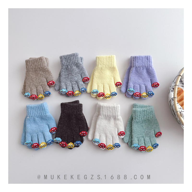 Bērnu piecu pirkstu cimdi stilā Ins Blogger, adīti ar atdalītiem pirkstiem, akrila šķiedra, ziemas siltums, vecuma grupā 4–9 gadi