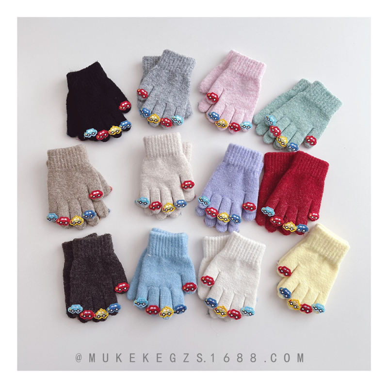 Bērnu piecu pirkstu cimdi stilā Ins Blogger, adīti ar atdalītiem pirkstiem, akrila šķiedra, ziemas siltums, vecuma grupā 4–9 gadi