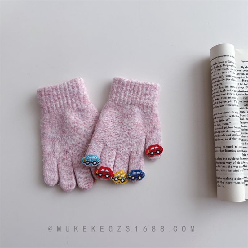 Bērnu piecu pirkstu cimdi stilā Ins Blogger, adīti ar atdalītiem pirkstiem, akrila šķiedra, ziemas siltums, vecuma grupā 4–9 gadi