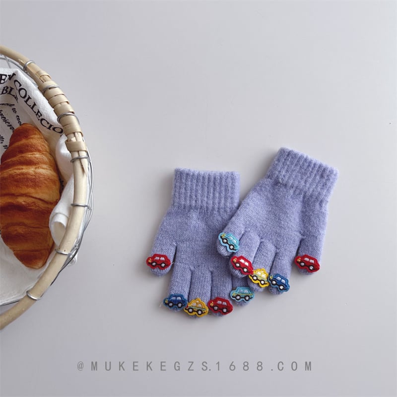 Bērnu piecu pirkstu cimdi stilā Ins Blogger, adīti ar atdalītiem pirkstiem, akrila šķiedra, ziemas siltums, vecuma grupā 4–9 gadi