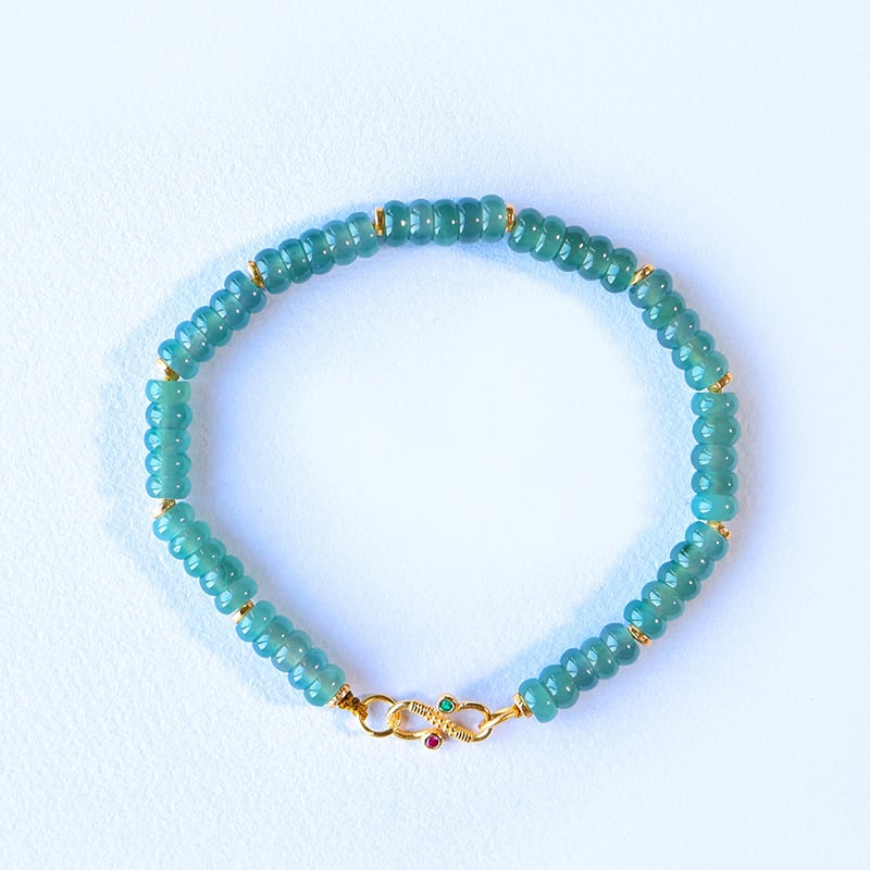 Jádeit abaku-gyöngyökből álló karkötő, jéghatású fény, 925-ös ezüst, kínai stílusban