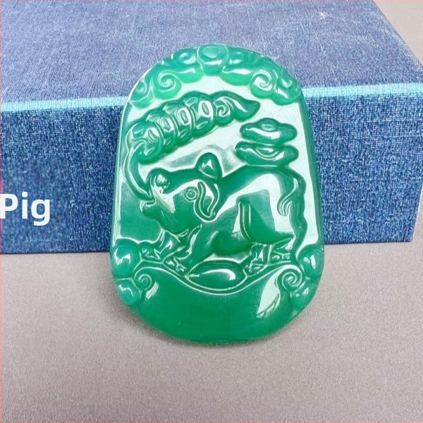 Loomakujulise chalcedooni agaatiga rippuv ornament, graveerimine ja poleerimine, kaasaegne minimalistlik stiil, kaheteistkümne zodiaki tähemärgid